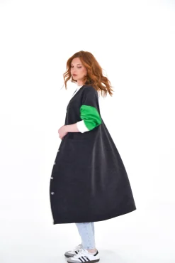 Daniel Chong Abrigo Funky, mangas verdes*Mujer Mujer