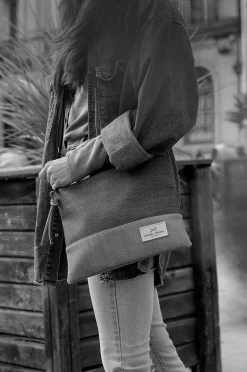 Daniel Chong Bandolera mini cuadrada con bolsillo* Bandoleras Mini