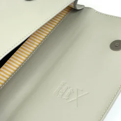 Daniel Chong Sobre de piel* Bolsos De Piel