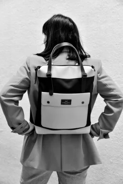 Daniel Chong The Wanderer, 3 x 1* The Worker & The Wanderer